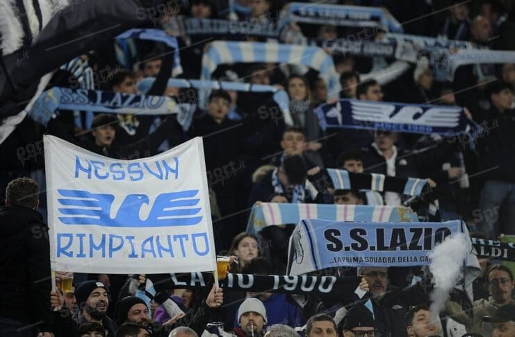 i tifosi della lazio ( foto di salvatore fornelli )