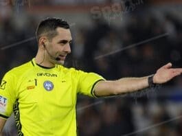 l’arbitro andrea colombo ( foto di salvatore fornelli )